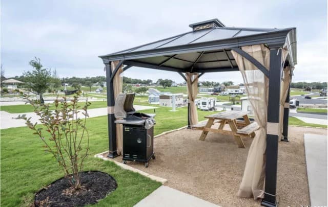 rental at 5386 Ranch Road 1376 #102 in Fredericksburg, TX — photo 4