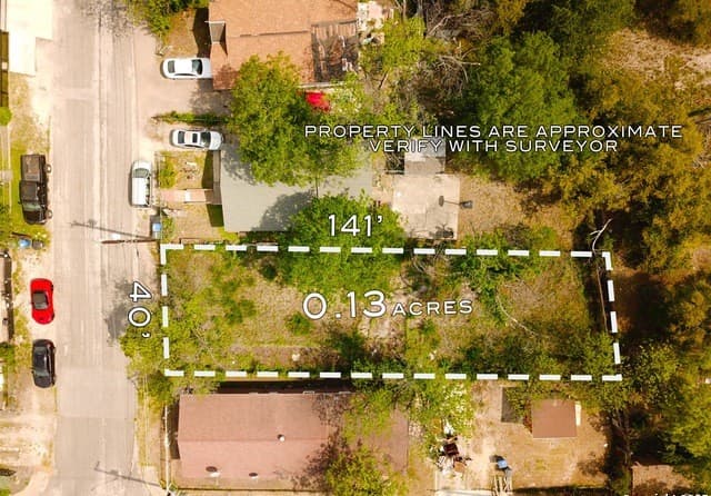 rental at 122 Morrow St in San Antonio, TX — photo 1