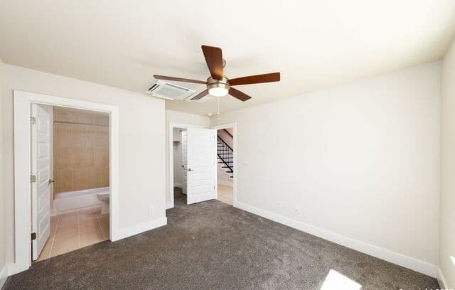 3-bedroom rental at 419 Ira #1102 Unit UNIT 1102 in San Antonio, TX — photo 4