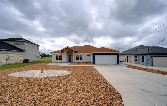 Home for sale at 236 Peter Kleid Loop in Blanco, TX — photo 4