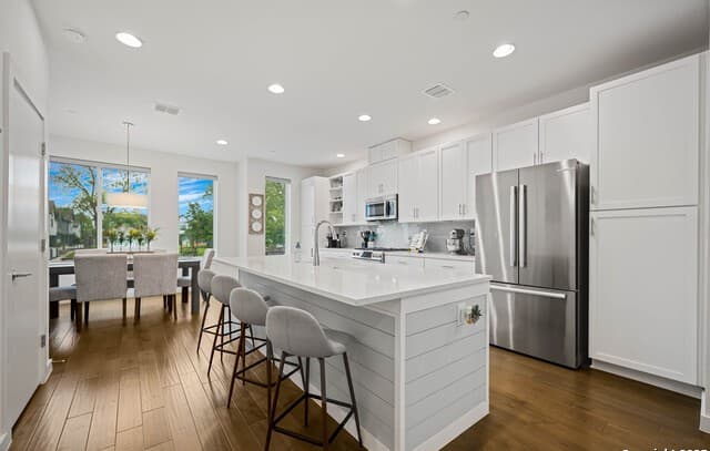 3-bedroom rental at 102 Tendick # 902 Unit UNIT 902 in San Antonio, TX — photo 1