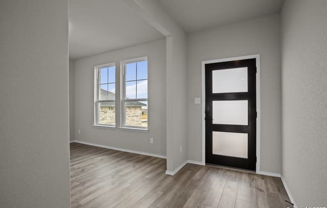 4-bedroom rental at 6871 Comanche Cave in San Antonio, TX — photo 5