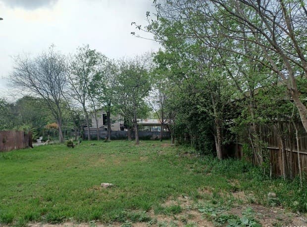 rental at 401 Sabinas in San Antonio, TX — photo 1