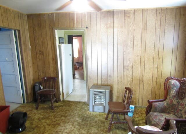 4-bedroom rental at 217 Lancaster in San Antonio, TX — photo 5