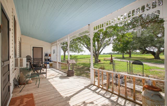 3-bedroom rental at 4901 Lower Seguin in Cibolo, TX — photo 4