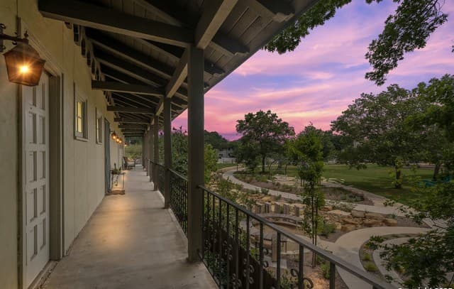 1-bedroom rental at 66 Brees Blvd Unit 125 in San Antonio, TX — photo 1