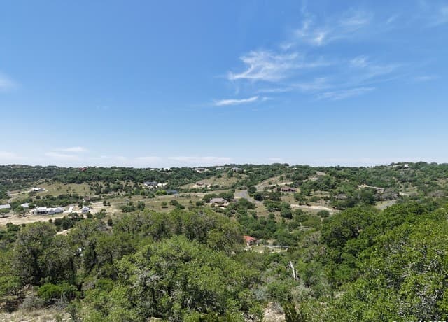 rental at 231 Echo Falls in Comfort, TX — photo 4