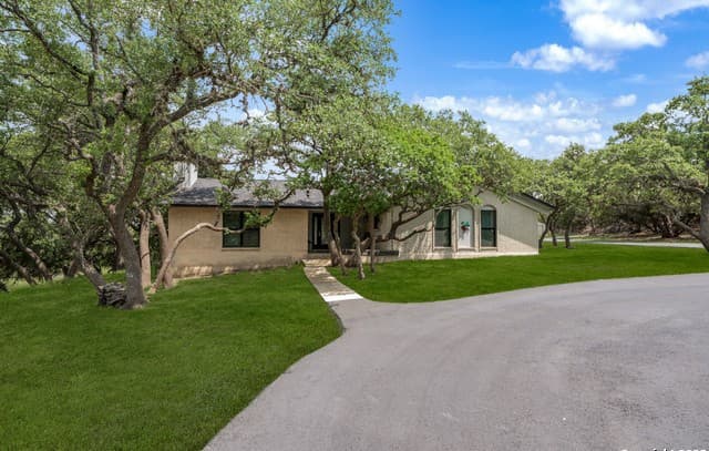 3-bedroom rental at 1397 Desert Gold in Boerne, TX — photo 1