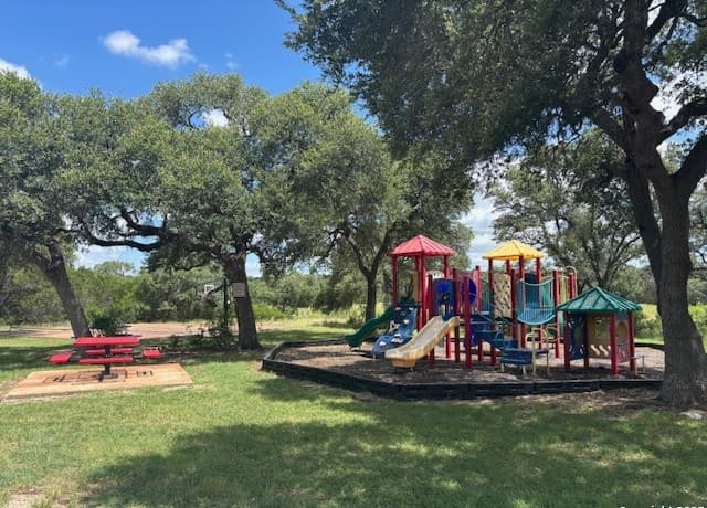 rental at 757 Rayner Ranch Blvd in Spring Branch, TX — photo 5