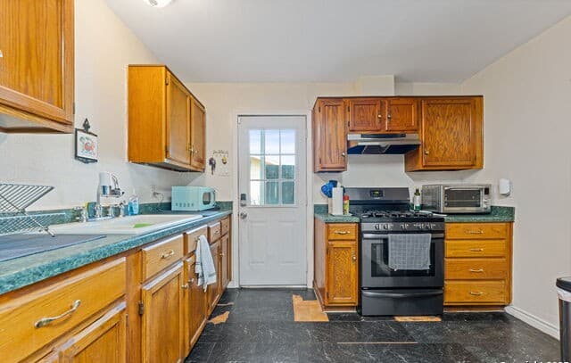 3-bedroom rental at 5326 Prairie Flower in San Antonio, TX — photo 5