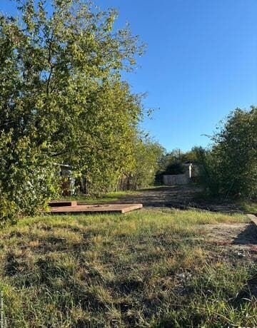 rental at 2606 E Commerce St in San Antonio, TX — photo 2