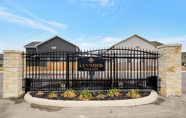 rental at 2527 Lynwood Bend in San Antonio, TX — photo 2