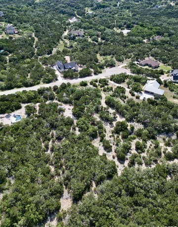 rental at 1730 Private Road in Mico, TX — photo 3