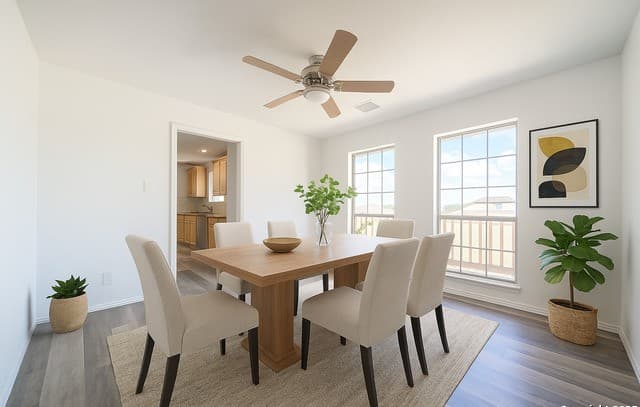 3-bedroom rental at 475 Fm 2200 in Devine, TX — photo 5