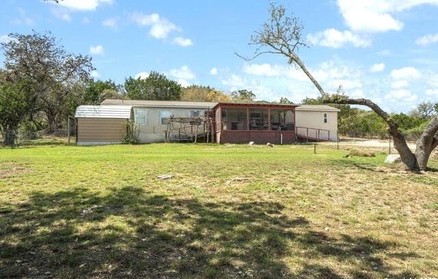 3-bedroom rental at 1133 Horseshoe Falls in Bandera, TX — photo 5