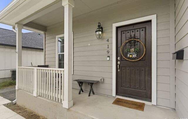 3-bedroom rental at 419 Channing Ave in San Antonio, TX — photo 5