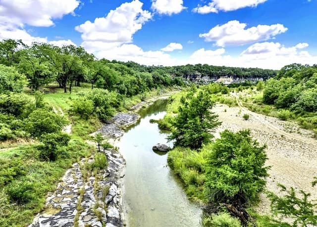 Home for sale at 3363 English Crossing in Bandera, TX — photo 3