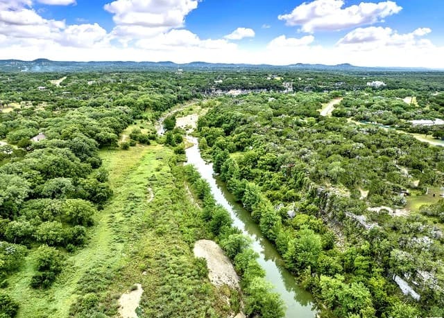 Home for sale at 3363 English Crossing in Bandera, TX — photo 5
