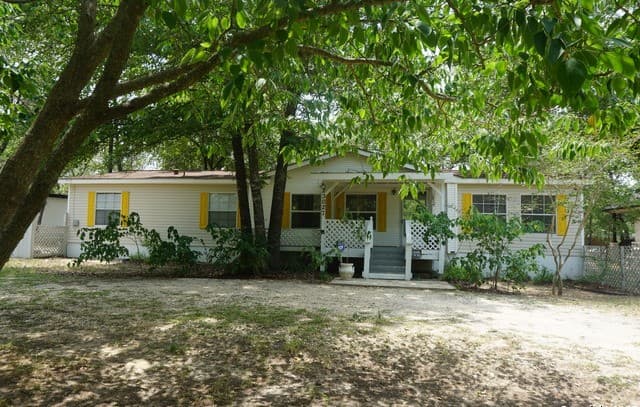 3-bedroom home for sale at 23027 Fawn Trail Dr. in Elmendorf TX