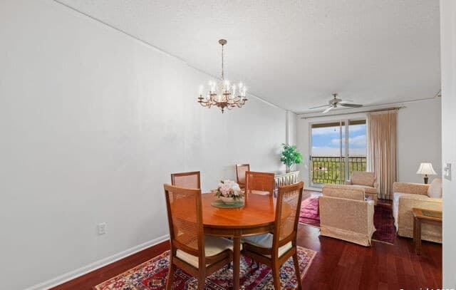 2-bedroom rental at 1 Towers Park Ln Unit 1001 in San Antonio, TX — photo 3