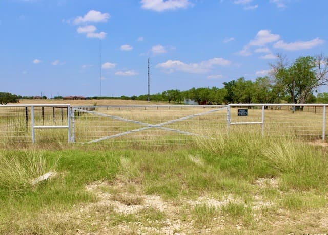 rental at 12555 #3 Briggs in Atascosa, TX — photo 4