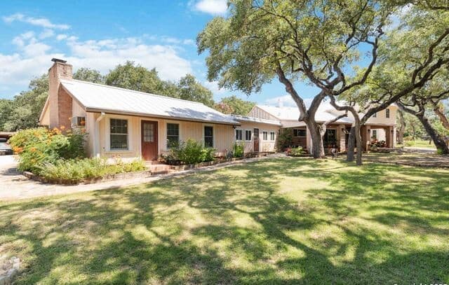5-bedroom home for sale at 5803 Hollyhock in San Antonio TX