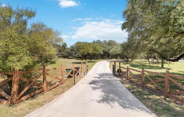 Home for sale at 5803 Hollyhock in San Antonio, TX — photo 5