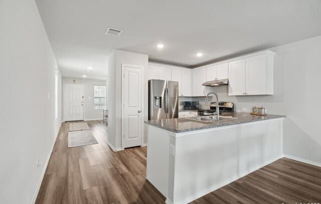 4-bedroom rental at 6530 Augustus Magee in San Antonio, TX — photo 5