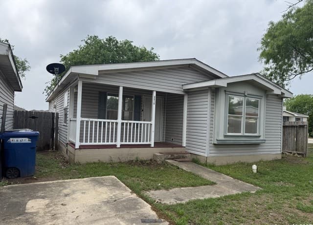 3-bedroom rental at 6010 Blind Mdw in San Antonio, TX — photo 1