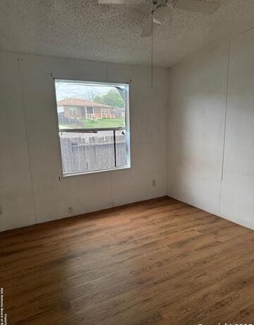 3-bedroom rental at 6010 Blind Mdw in San Antonio, TX — photo 4