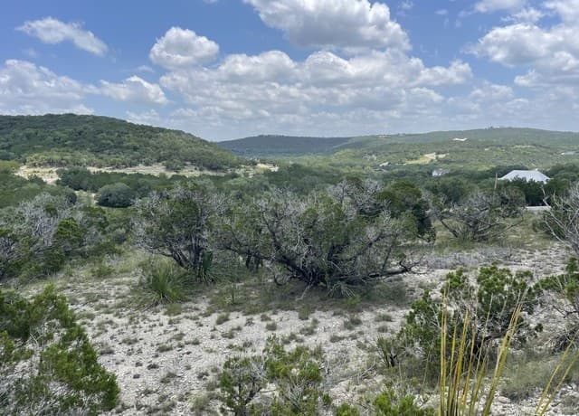 rental at 218 Pr 1748 in Mico, TX — photo 1