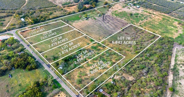 rental at 19101 Fm 463, Lot 6r in Natalia, TX — photo 2
