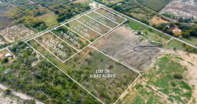 rental at 19101 Fm 463, Lot 6r in Natalia, TX — photo 4