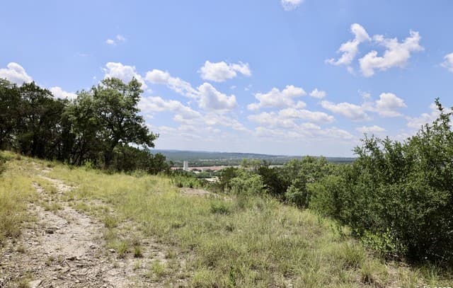 rental at 25207 Rocky Hill in San Antonio, TX — photo 3