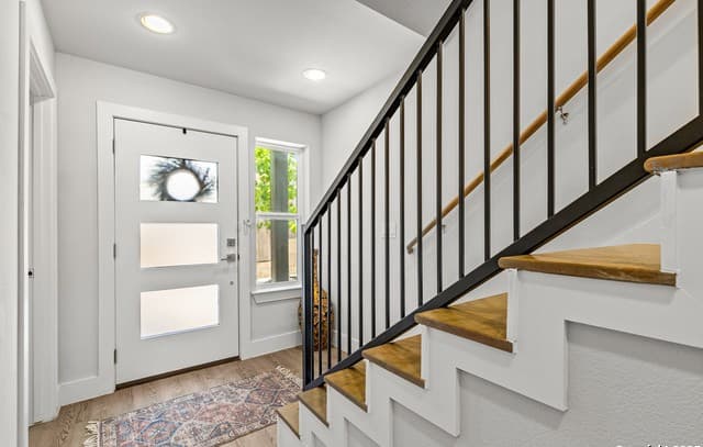 3-bedroom rental at 415 Ira Ave Unit UNIT 2102 in San Antonio, TX — photo 3