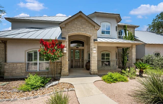 4-bedroom rental at 129 Park Ridge in Boerne, TX — photo 1