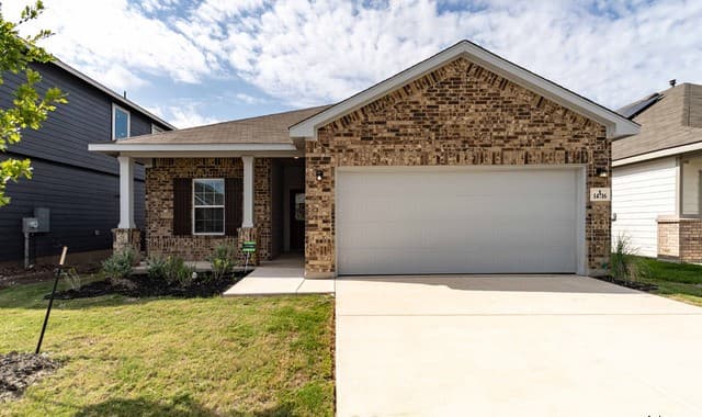 3-bedroom rental at 14716 Sycamore Crossing in San Antonio, TX — photo 1