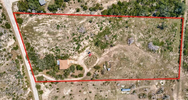 3-bedroom rental at 175 Hazel Way in Mico, TX — photo 1