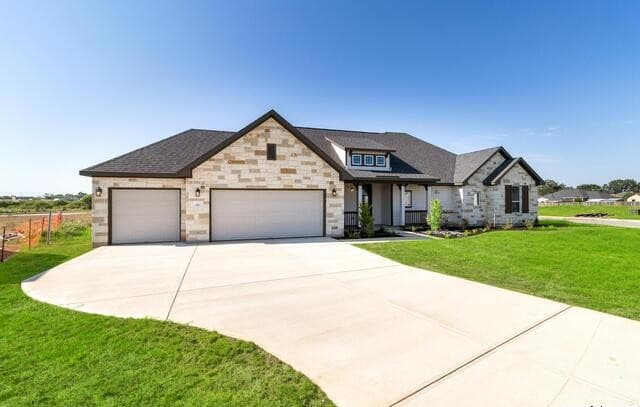 3-bedroom rental at 1562 Vista View Drive in Pleasanton, TX — photo 2