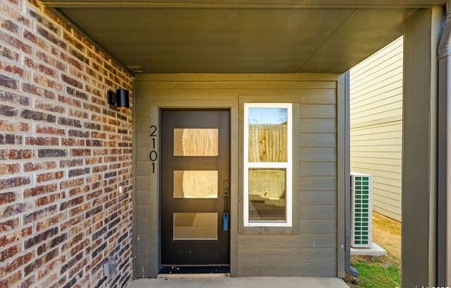 3-bedroom rental at 419 Ira Avenue Unit 2101 in San Antonio, TX — photo 2