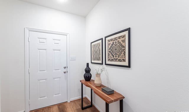 4-bedroom rental at 4936 Hawkwell Ln in San Antonio, TX — photo 2