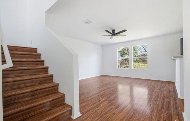 4-bedroom rental at 6502 Lowrie Block in San Antonio, TX — photo 2