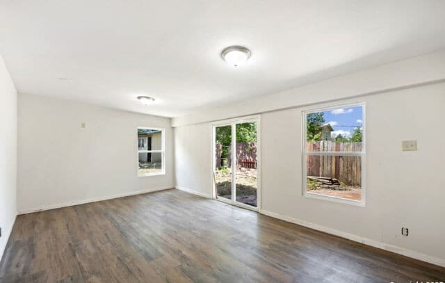 3-bedroom rental at 162 Morning Valley in San Antonio, TX — photo 5