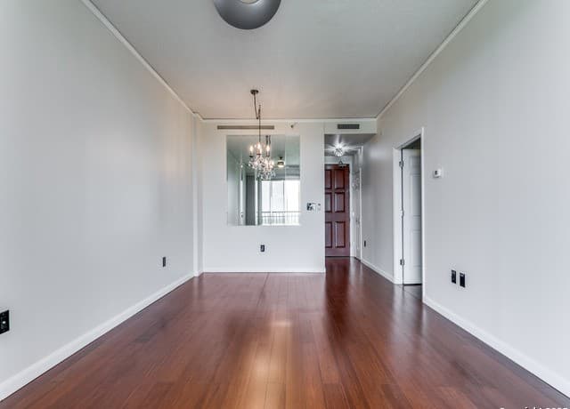 1-bedroom rental at 1 Towers Park Ln Unit 1803 in San Antonio, TX — photo 5