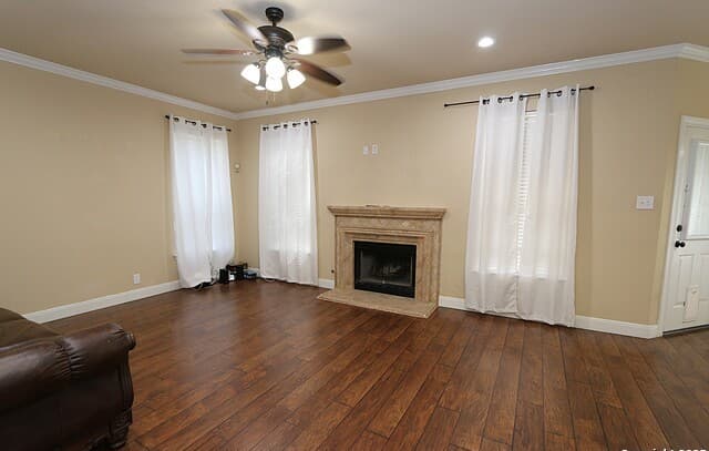 4-bedroom rental at 4922 Rosemoss in San Antonio, TX — photo 5