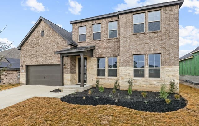 4-bedroom rental at 222 Kari Drive in Castroville, TX — photo 3