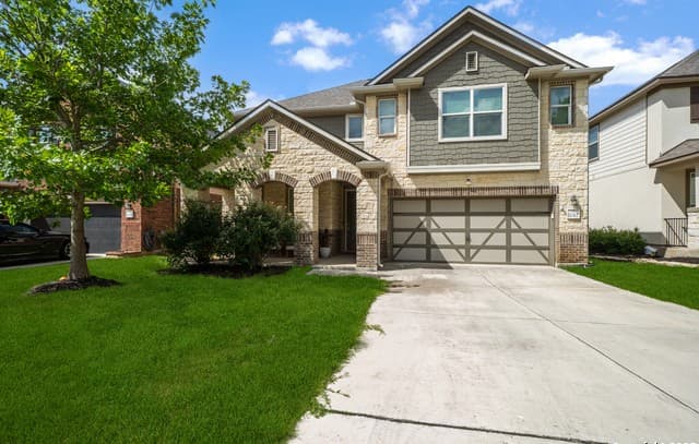 Home for sale at 11312 Red Oak Turn in Helotes, TX — photo 2