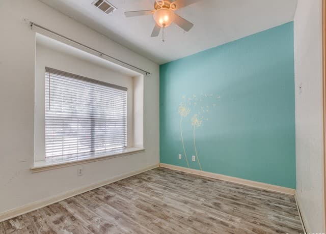 3-bedroom rental at 14411 Corral in Elmendorf, TX — photo 5