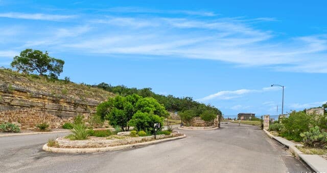 rental at 8619 San Fidel Way in San Antonio, TX — photo 1