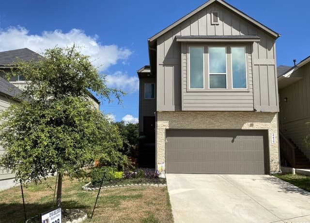 3-bedroom rental at 4439 Tiger Run in San Antonio, TX — photo 1
